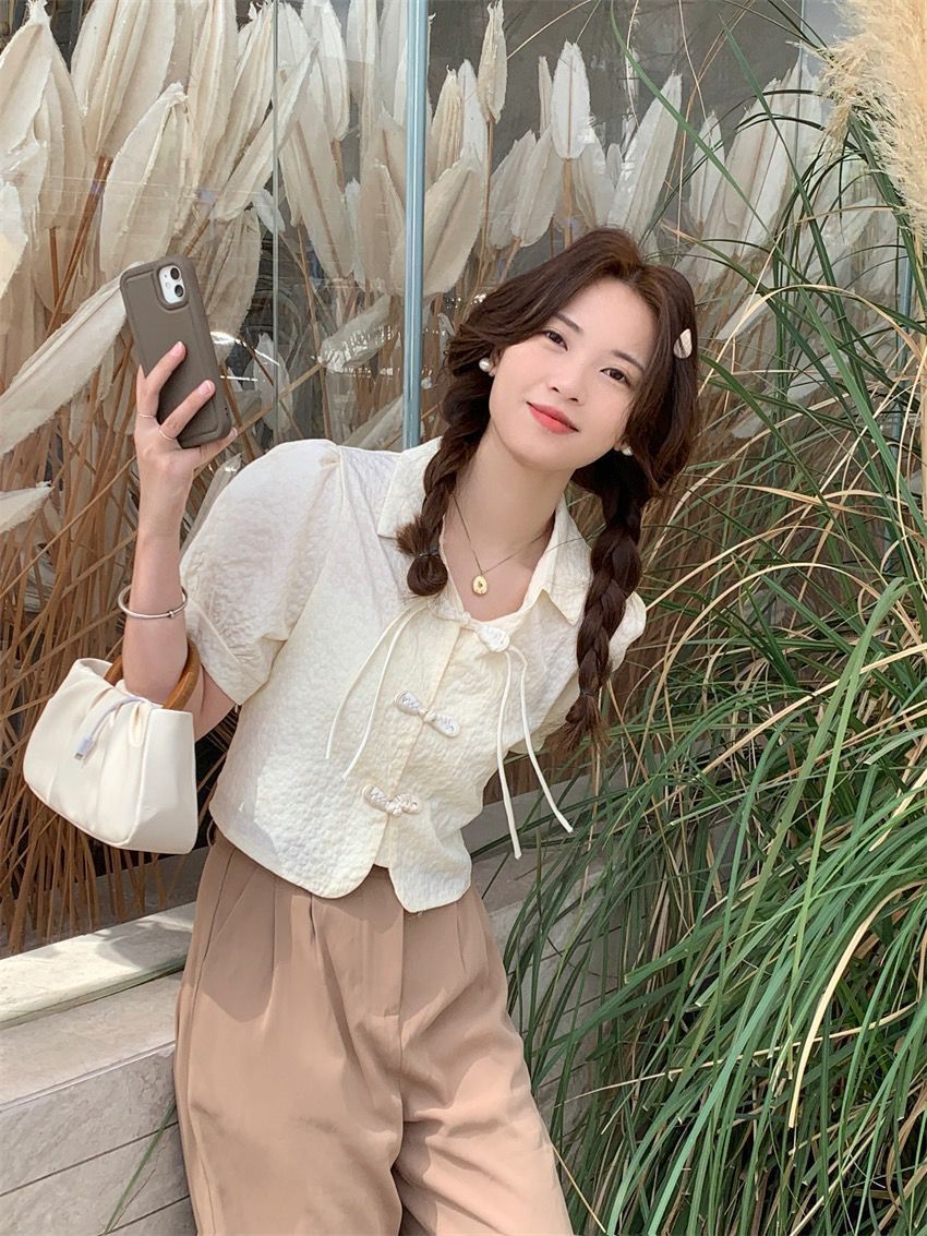 Retro Buckle Shirt Women's Clothing Puff Sleeve Top Design Sense Niche Summer New Style White French Short Sleeve Shirt