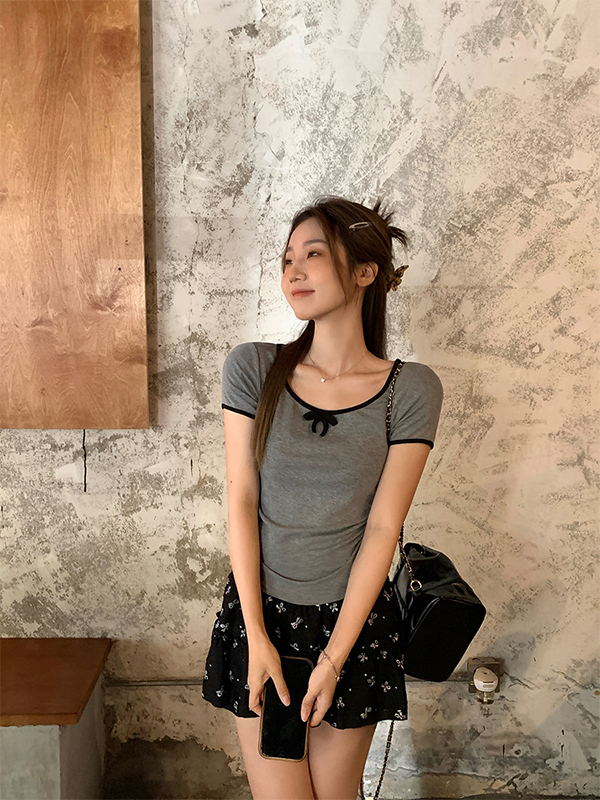 Sweet Bow Crewneck Tee 蝴蝶结圆领T恤