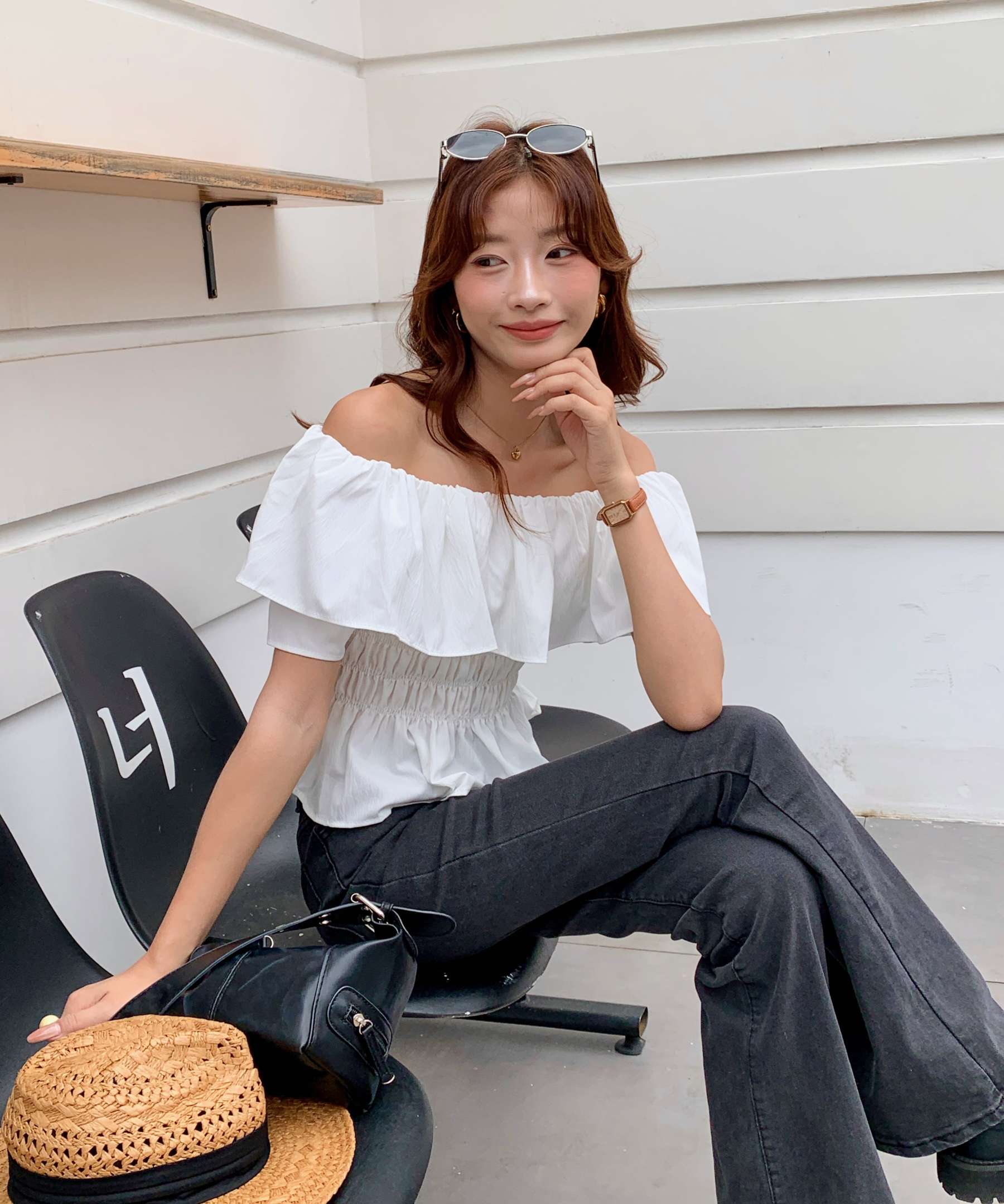 Off-Shoulder Ruffled Top荷叶边一字领收腰上衣*2 Colors