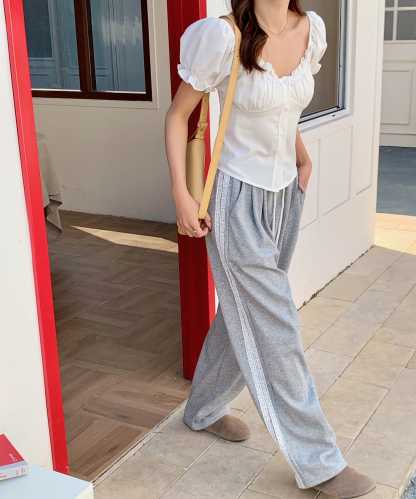 Evelis Ruffle Puff Top 泡泡袖木耳收腰上衣*2 Colors