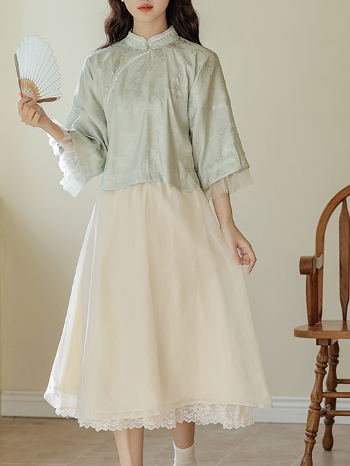 China Style Improved Cheongsam Two-Piece Set 小清新蕾丝提花两件套