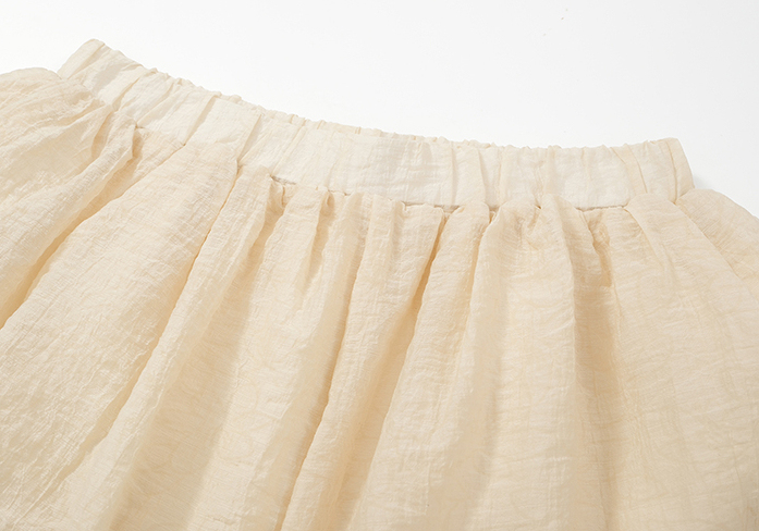 法式方领肌理感套装 French-style square-neck short-sleeve shirt