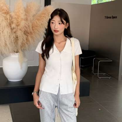 Classic Collared Button-Up Knit 翻领针织开衫*3 Colors