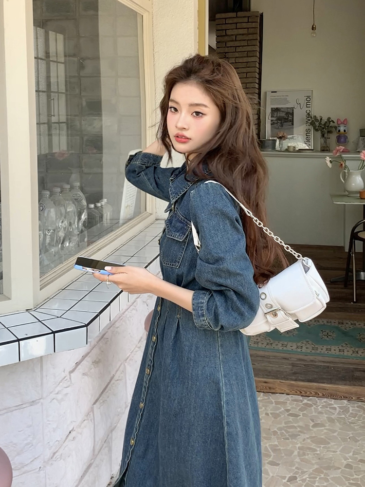 复古牛仔连衣裙 retro pleated waist-cinching denim dress