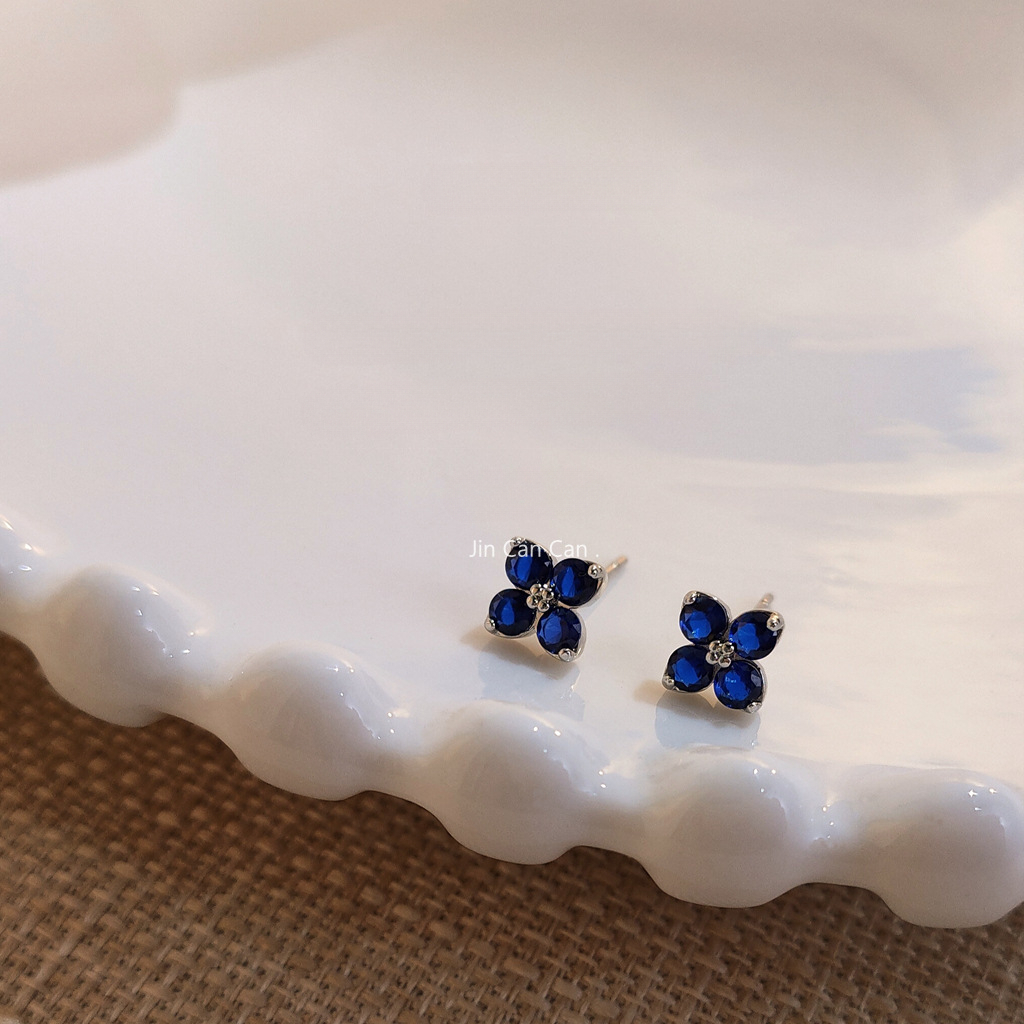 Blue Zircon Flower Earrings 锆石蓝色花朵耳环