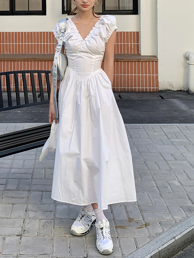 法式收腰连衣裙 French-style waist-cinching dress for women