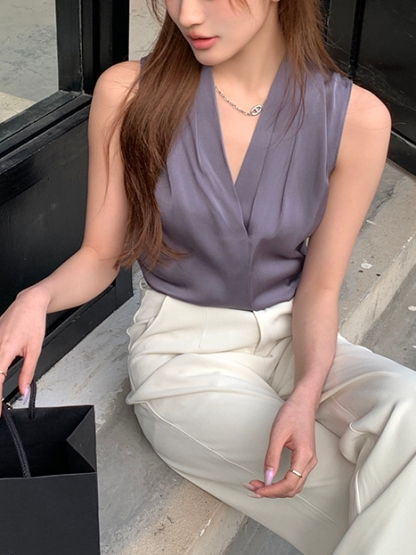 Purple Silk V-Neck Top 紫色丝质V领压褶衬衫