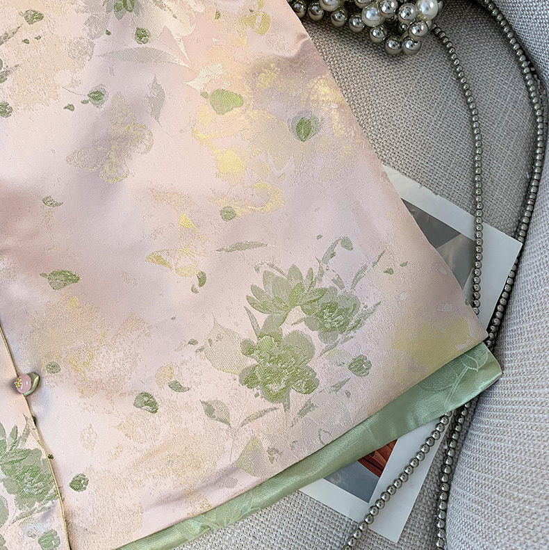 刺绣织金马面裙 Reversible Improved Buckle Satin Jacquard Embroidery Hanfu Tang Suit Classical Vest Top