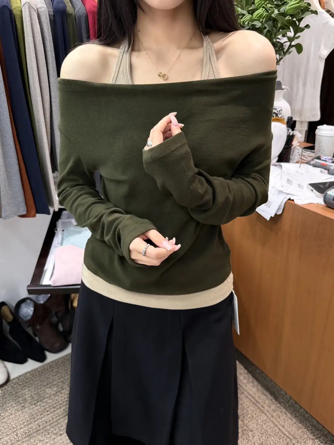 一衣三穿挂脖撞色假两件长袖上衣 * 9 Color
