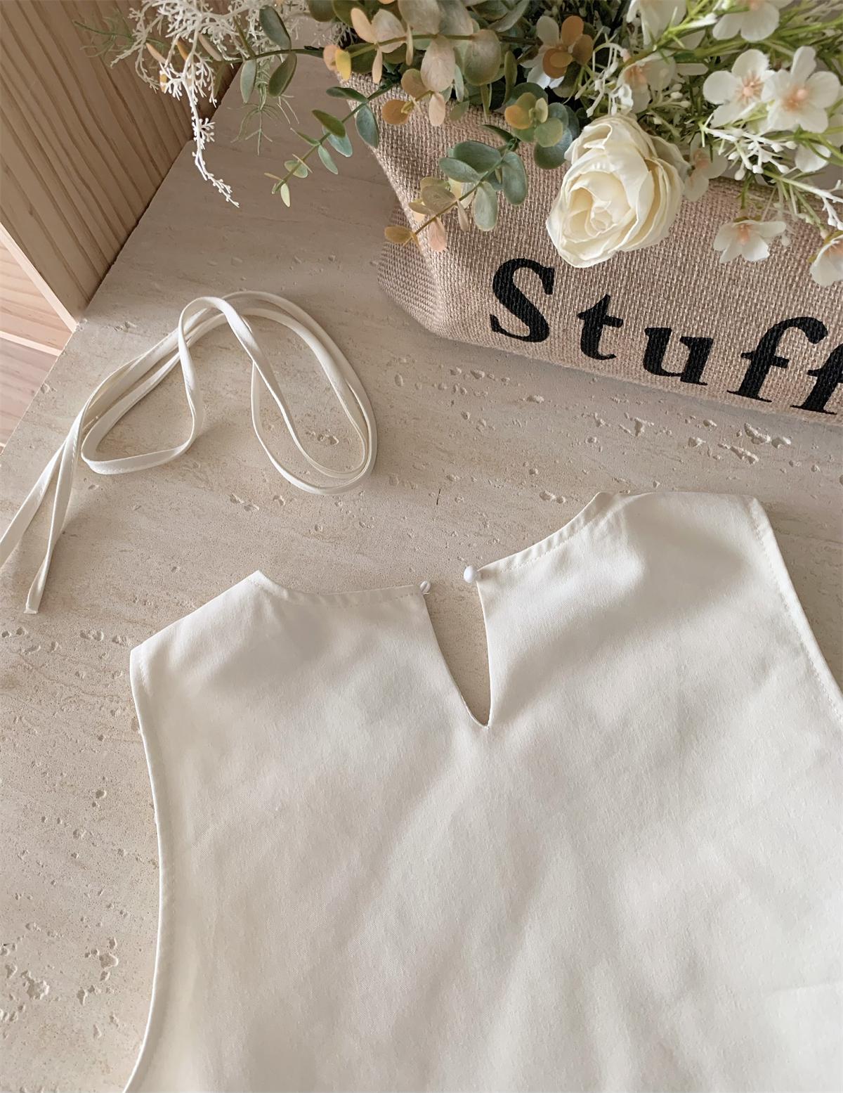 2025 Spring/Summer New Korean Style Elegant Lace Trim Sleeveless Top + High Waist Skirt Two-Piece Set for White Collar Workers