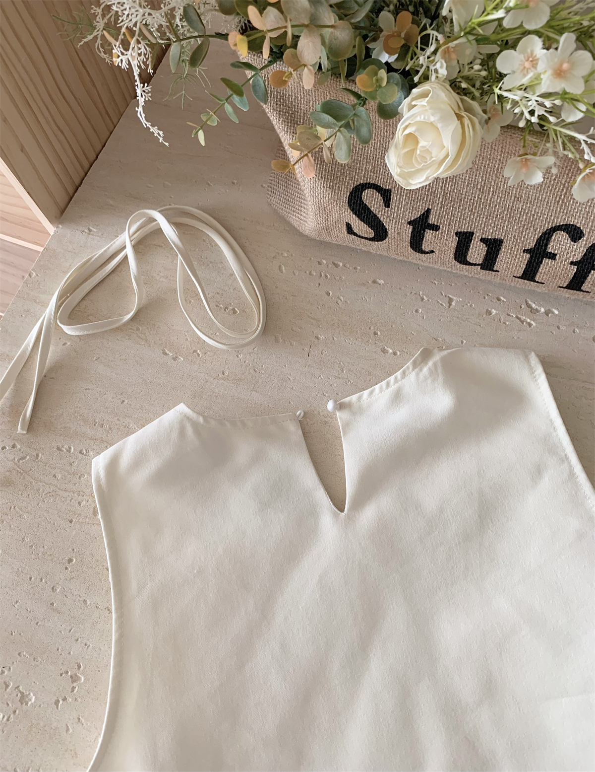 2025 Spring/Summer New Korean Style Elegant Lace Trim Sleeveless Top + High Waist Skirt Two-Piece Set for White Collar Workers