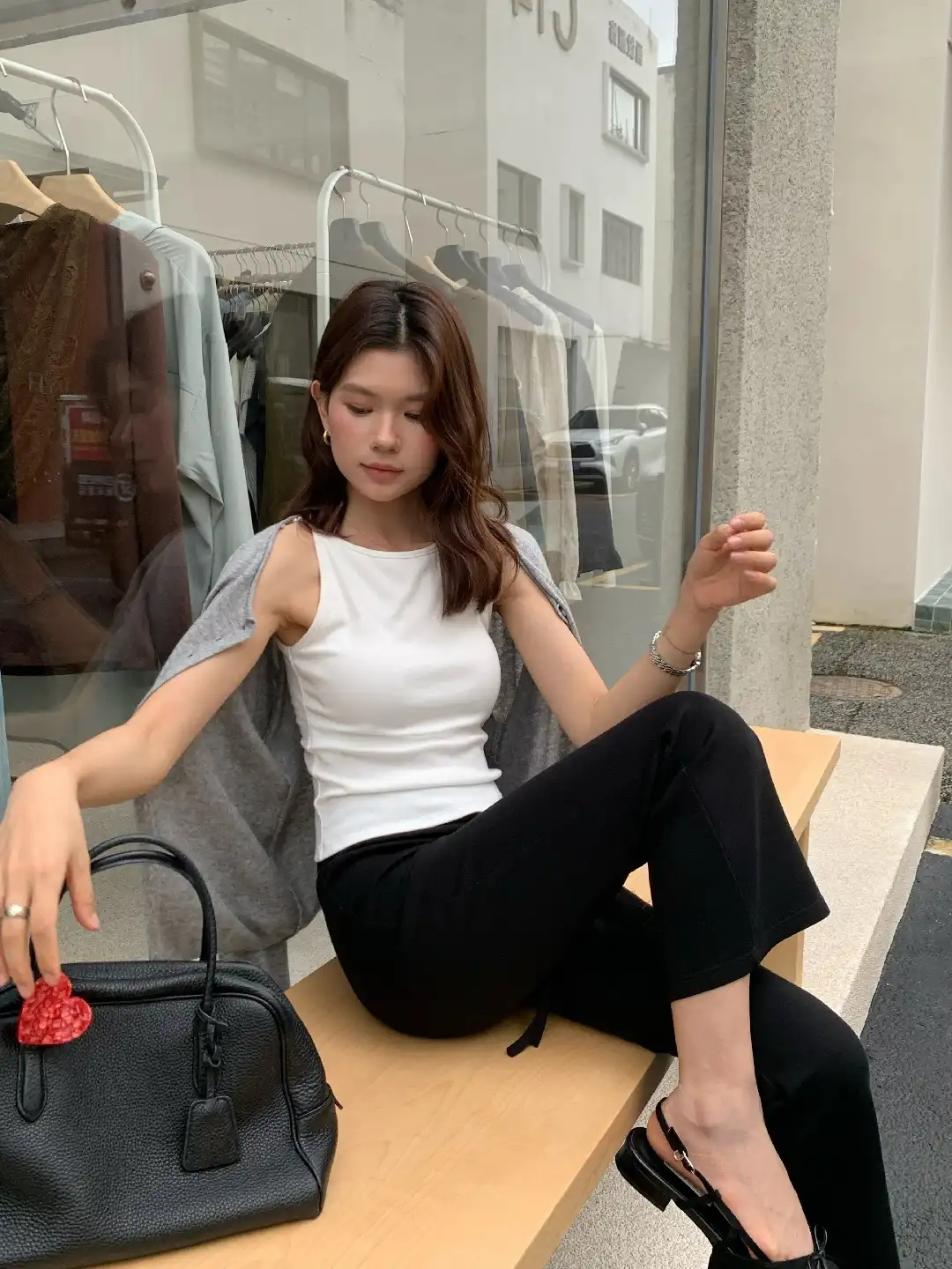 RINA Strapless Built-In Bra Top 一字领弹力带胸罩背心*5 Colors