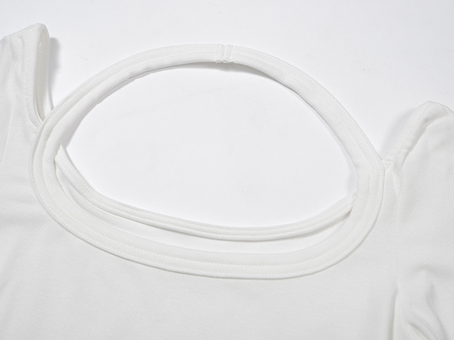 【套装】 Cutout Back Tee & Color Pop Skirt 露背镂空长袖T恤+多巴胺裤裙