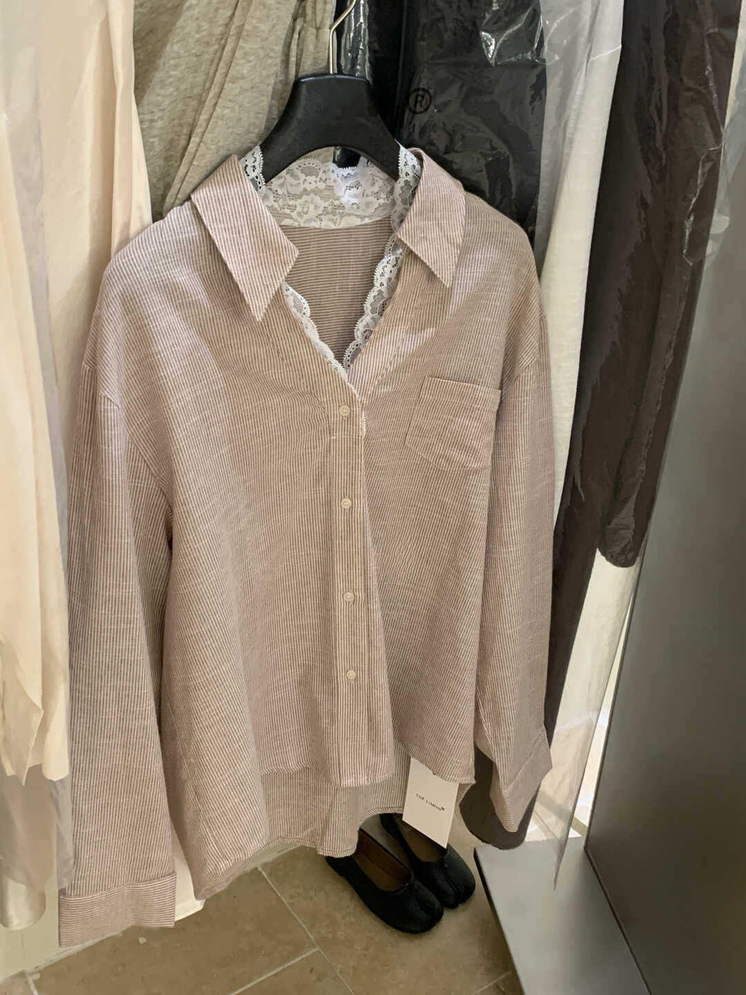 Lace Trim V-Neck Shirt V领蕾丝拼接衬衫*4 Colors