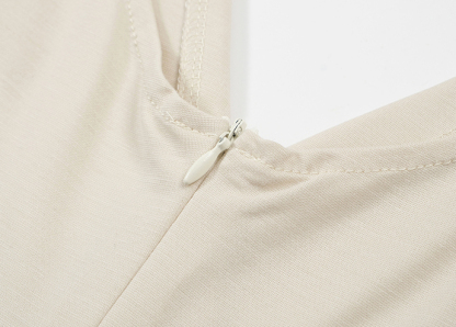 V领褶皱包臀连衣裙 charming and elegant V-neck mini dress for women