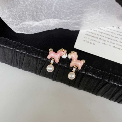 Pink Pony Pearl Earrings 粉色小马珍珠耳环