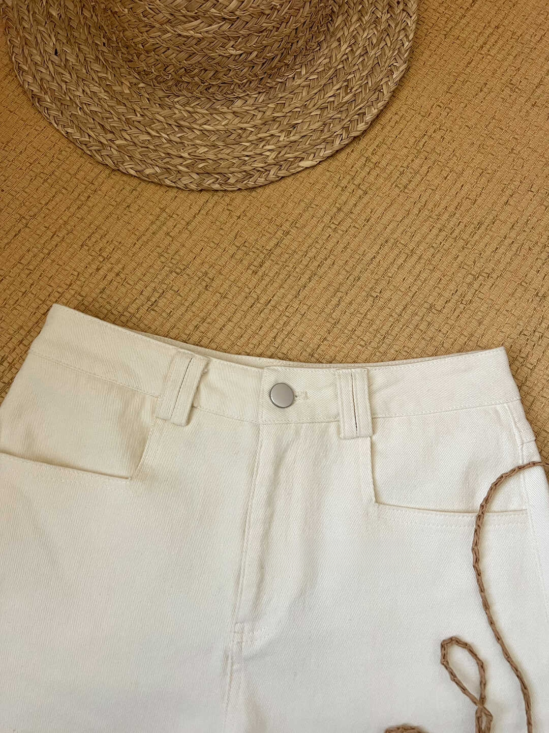 美辣Jeans✿ 一键大长腿✿ 简约时髦百搭辣妹牛仔短裤*3 Colors