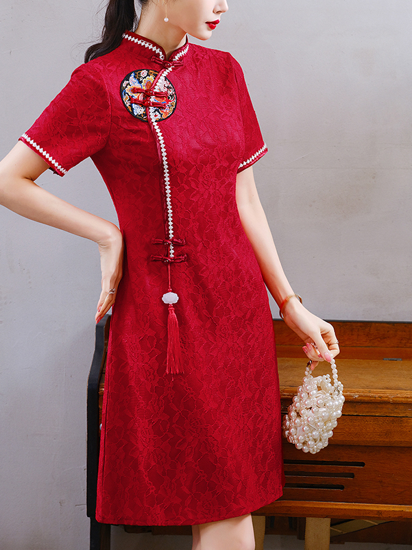 Glamorous Red Lace Dress with Embroidery 红色刺绣蕾丝连衣裙✱大码✱