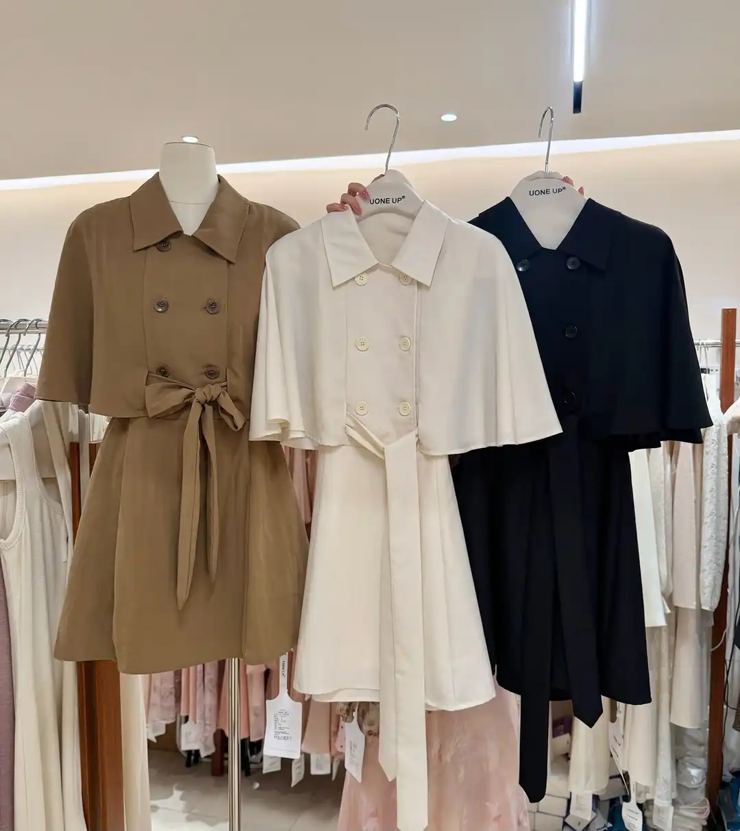 LUXE Cape-Sleeve Dress 千金斗篷设计连身裙 * 3 Colors