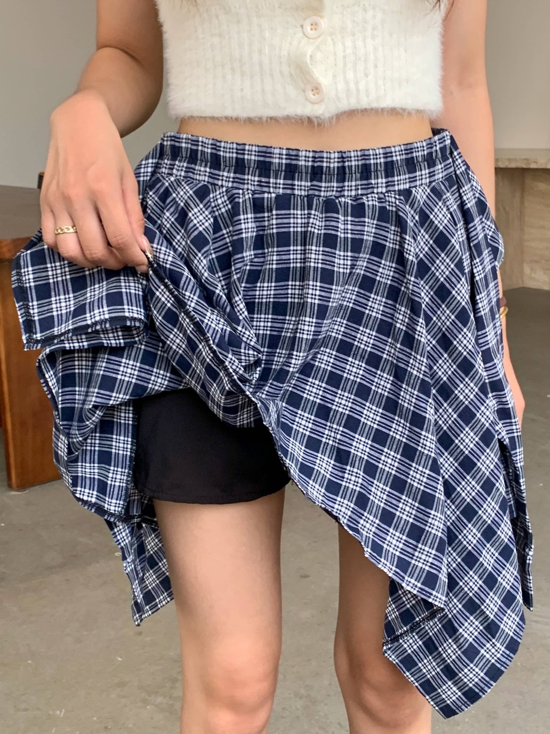 Plaid Ribbon-Tie Asymmetrical Skirt 不规则绑带格纹短裙*4 Colors