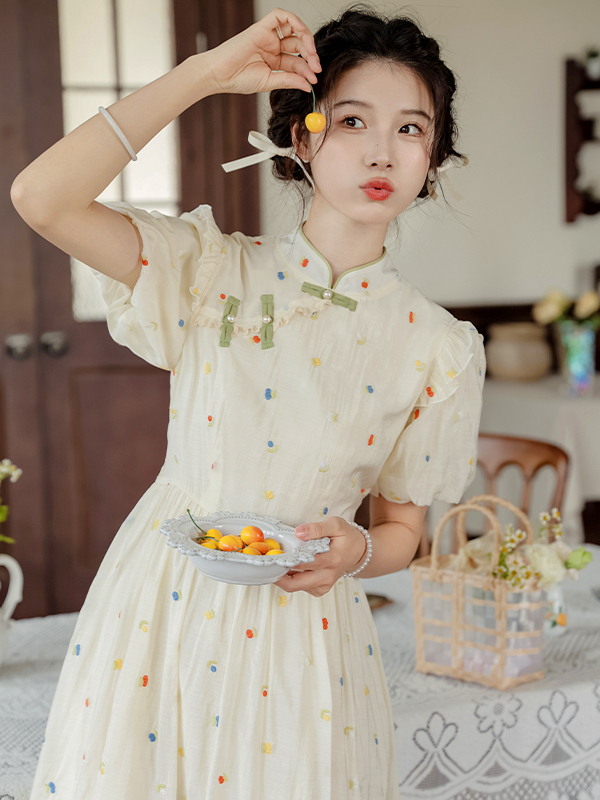 Floral Embroidered Dress 少女心碎花刺绣连衣裙