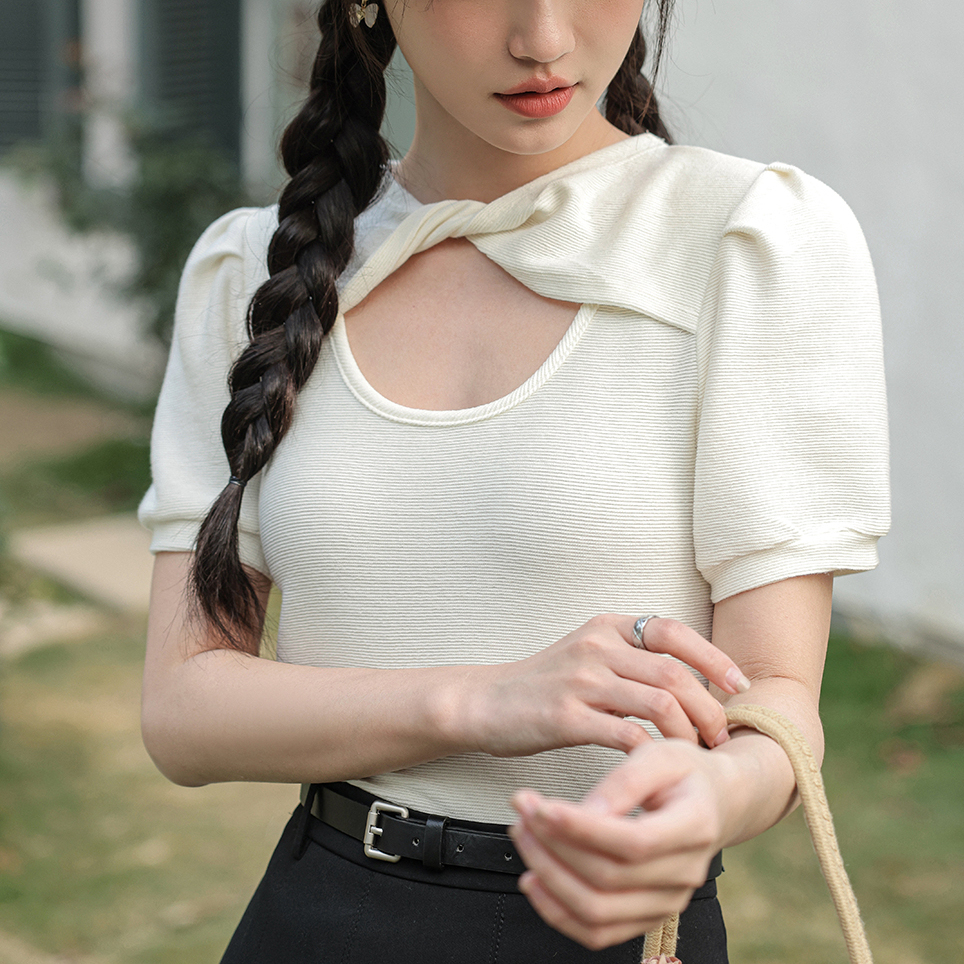 Knot Puff Sleeve T-shirt 纽结泡泡袖T恤 * 3 Colors