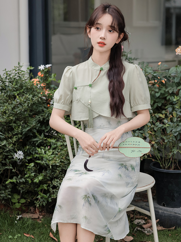 Green Bamboo Floral Two-Piece Set 青竹花语吊带裙罩衫两件套