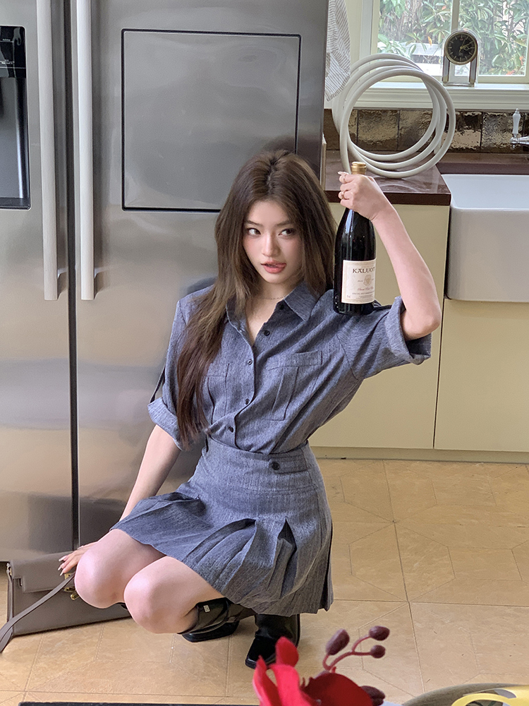 Commuter Faux Denim Shirt Top Women Niche Pleated Short Skirt Two-Piece Set 仿牛仔衬衫+百褶短裙两件套