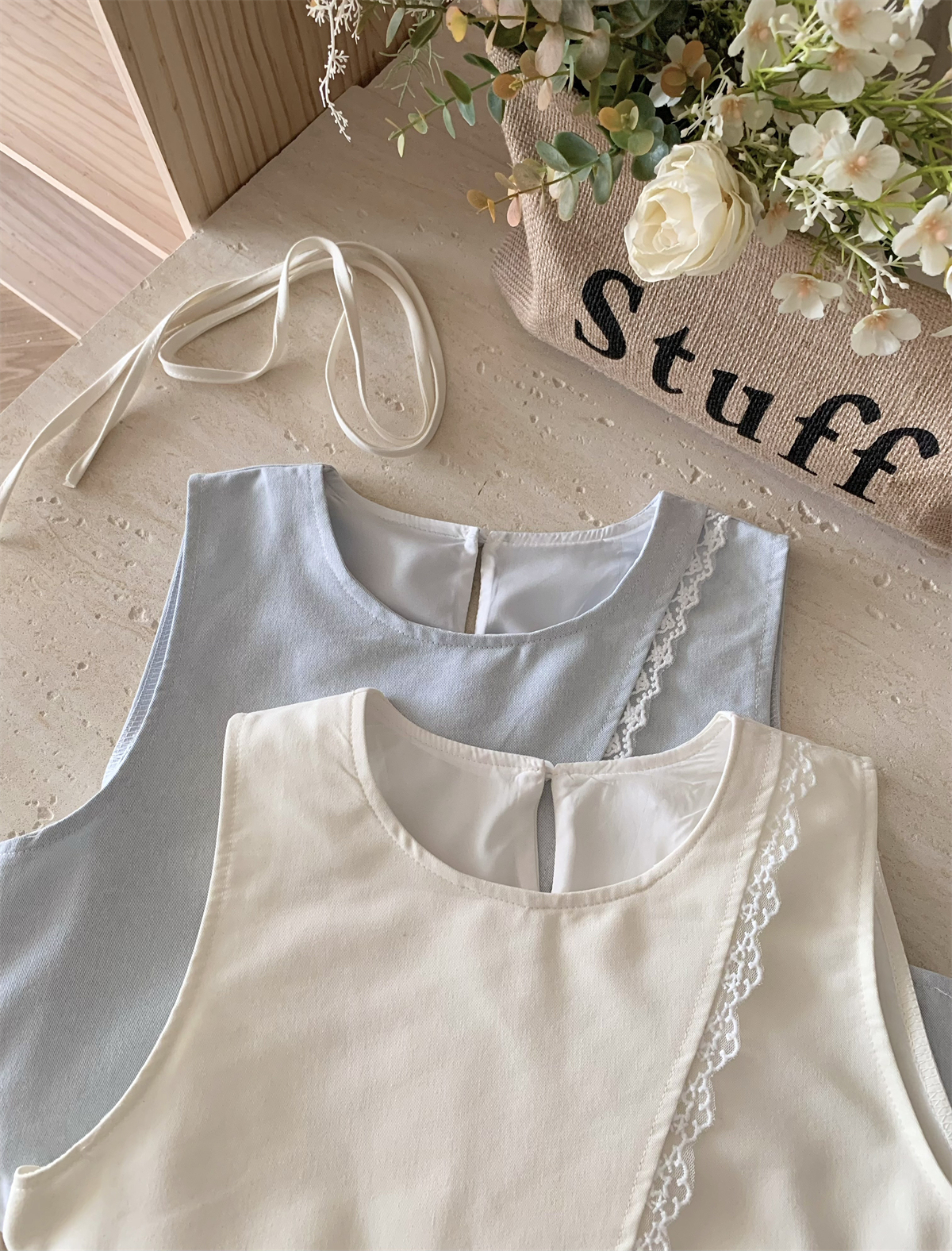 2025 Spring/Summer New Korean Style Elegant Lace Trim Sleeveless Top + High Waist Skirt Two-Piece Set for White Collar Workers