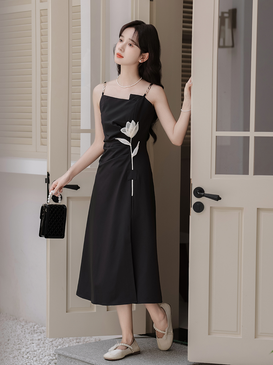 Yunyi Flower Language Black Camisole Dress 2024 New Women's Summer French Style Design Suit 40