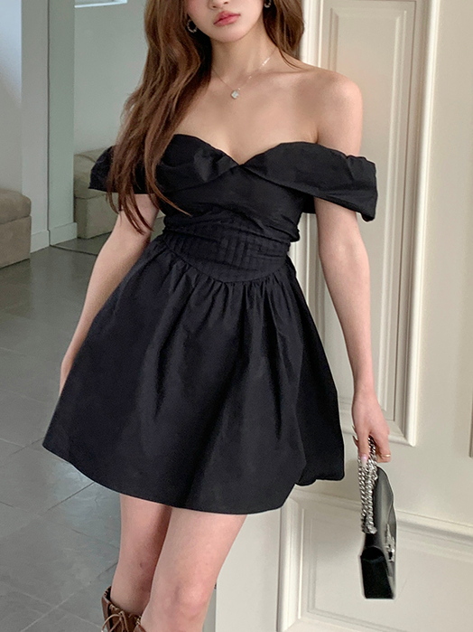 一字肩气质初恋蓬蓬短裙*2 Colors