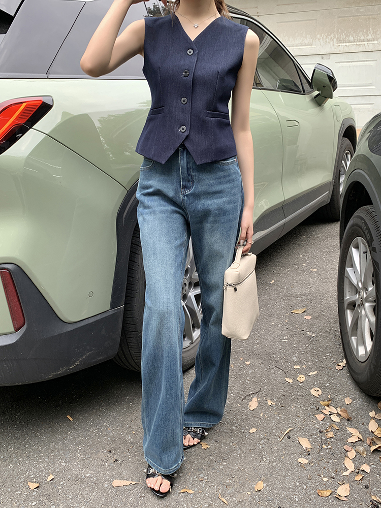 气质v领马甲小背心 French-style elegant V-neck vest top