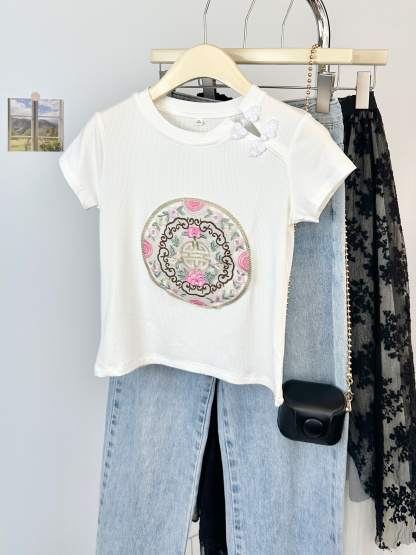 刺绣斜盘扣短款t恤