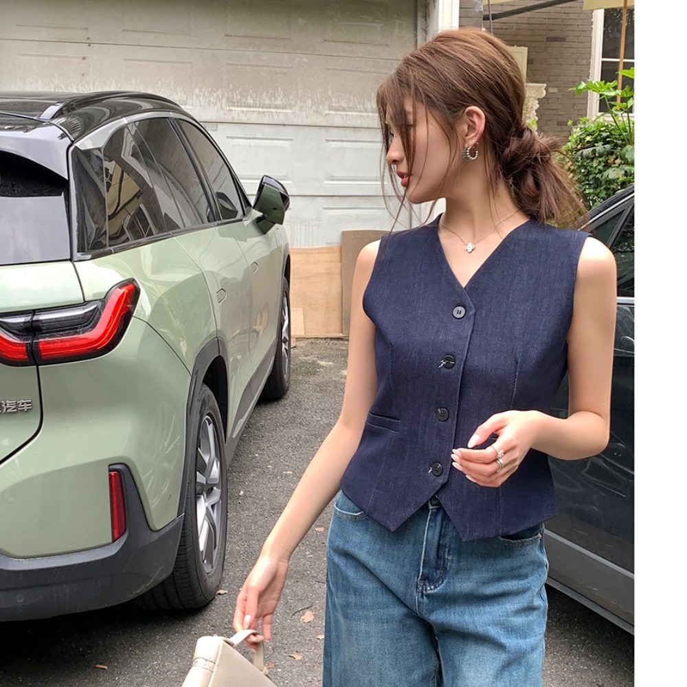 气质v领马甲小背心 French-style elegant V-neck vest top