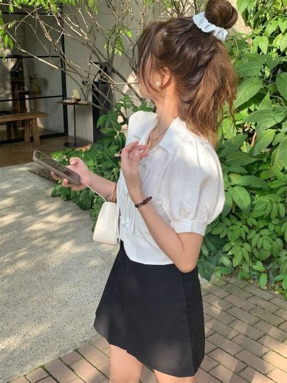 Retro Buckle Shirt Women's Clothing Puff Sleeve Top Design Sense Niche Summer New Style White French Short Sleeve Shirt