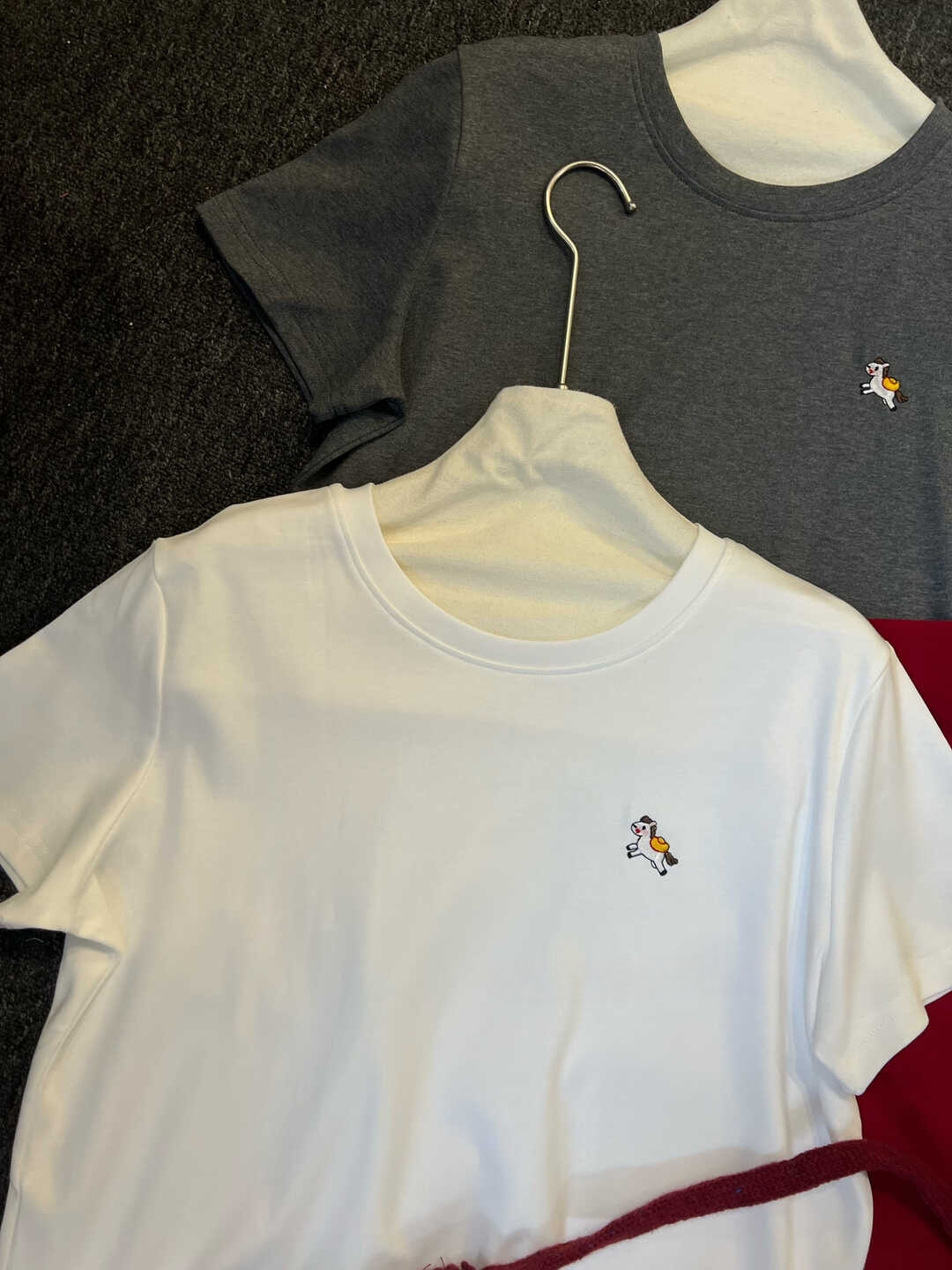 Get Rich Soon Embroidered T-Shirt 马上有钱刺绣T恤*4Colors