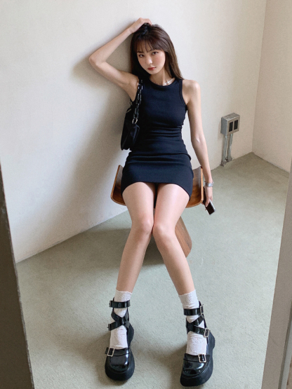 Real Shot 2025 Spring Summer New Slim Fit Sleeveless Vest Dress Black Bodycon Dress Women Slimming Strap Dress