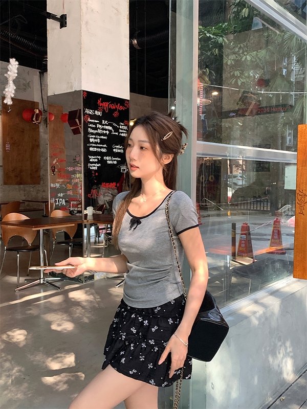 Sweet Bow Crewneck Tee 蝴蝶结圆领T恤