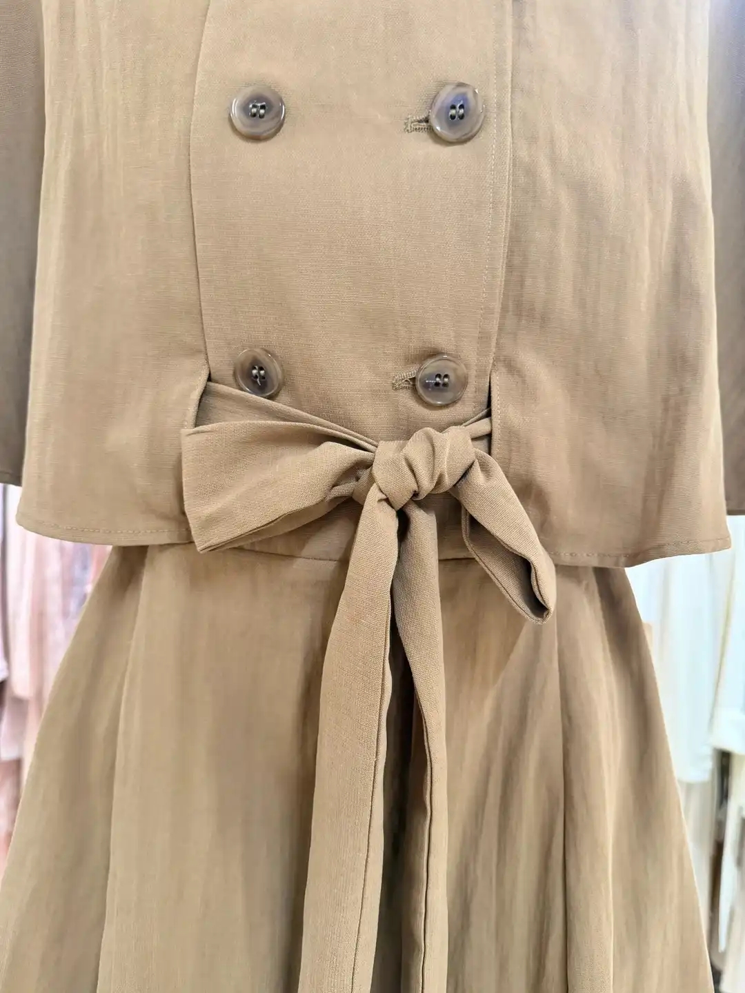 LUXE Cape-Sleeve Dress 千金斗篷设计连身裙 * 3 Colors