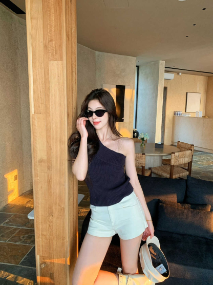 Spicy Girl Off-Shoulder Stretch Knit Tank Top 辣妹斜肩弹力针织背心* 9 Colors