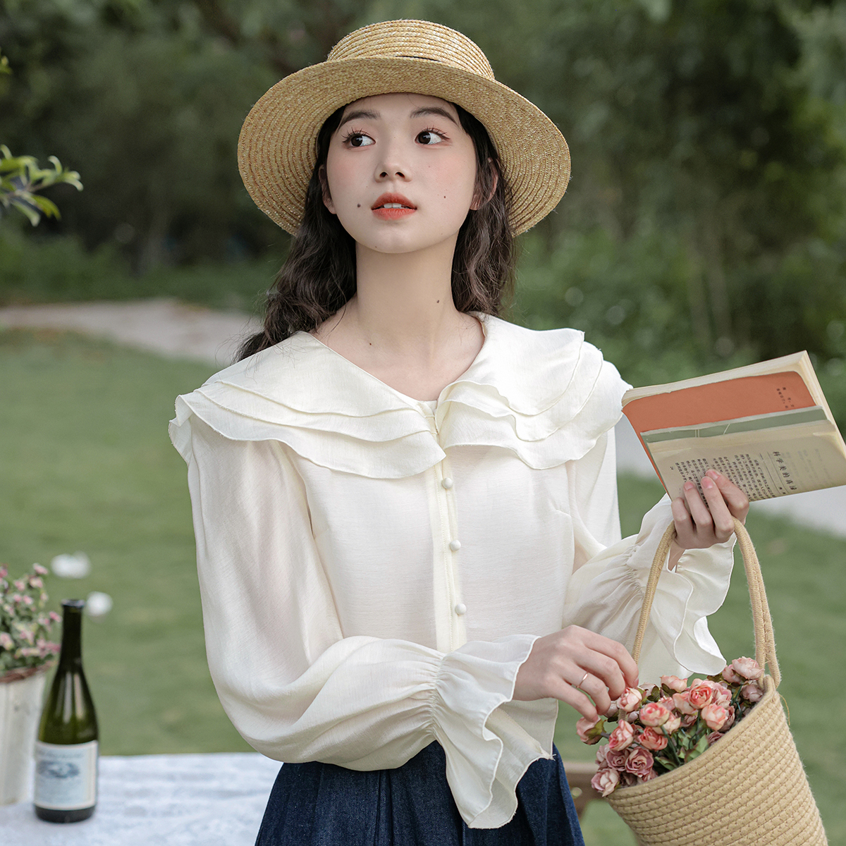 Real Shot 2023 Autumn in Stock Gentle Korean Style French Sweet Atmosphere Ruffled Collar Bell Sleeve Top Shirt