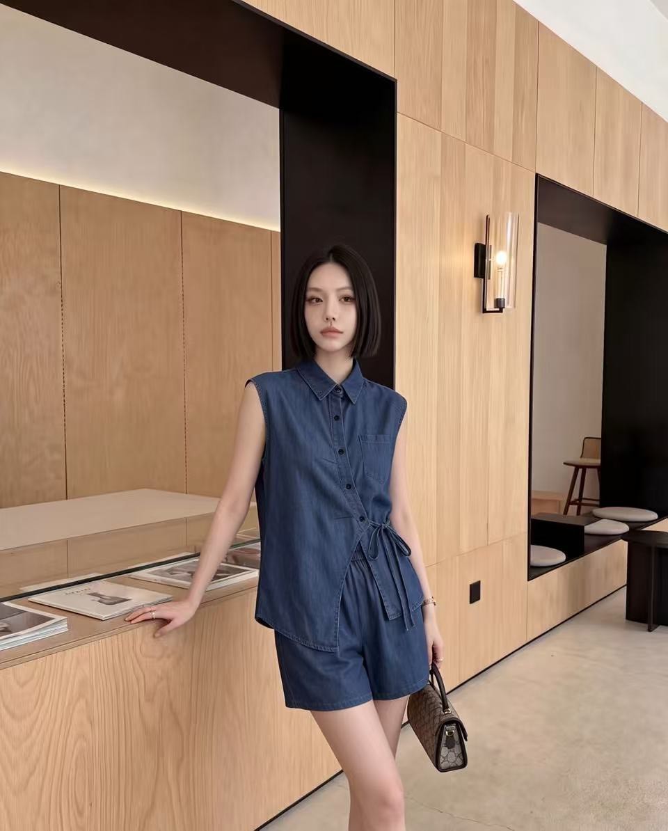 Asymmetrical Denim Two-Piece Set 小众不规则牛仔套装*2 Colors