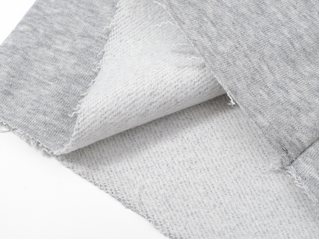 Low-Rise Slim Flare Pants 低腰微喇叭休闲裤