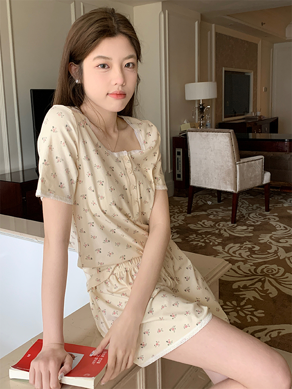 Sweet Lace Floral Homewear Set 碎花蕾丝花边两件套家居服