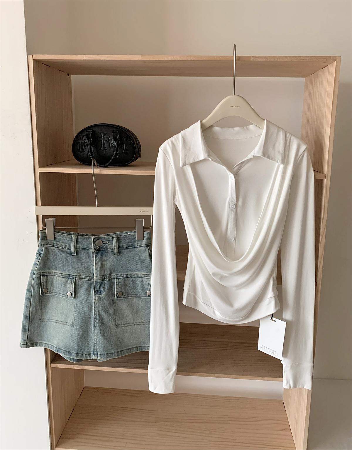 Swing Collar Fake Two-Piece Slim Fit Long-Sleeved T-shirt Top for Women Spring 2025 New Pure Hot Girl Tight Waist Slimming Inner