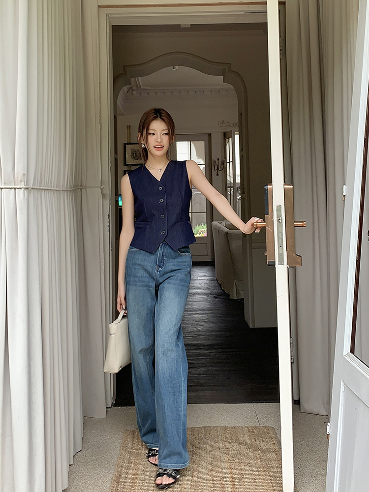 气质v领马甲小背心 French-style elegant V-neck vest top