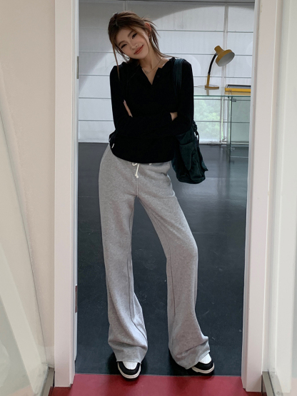 Low-Rise Slim Flare Pants 低腰微喇叭休闲裤