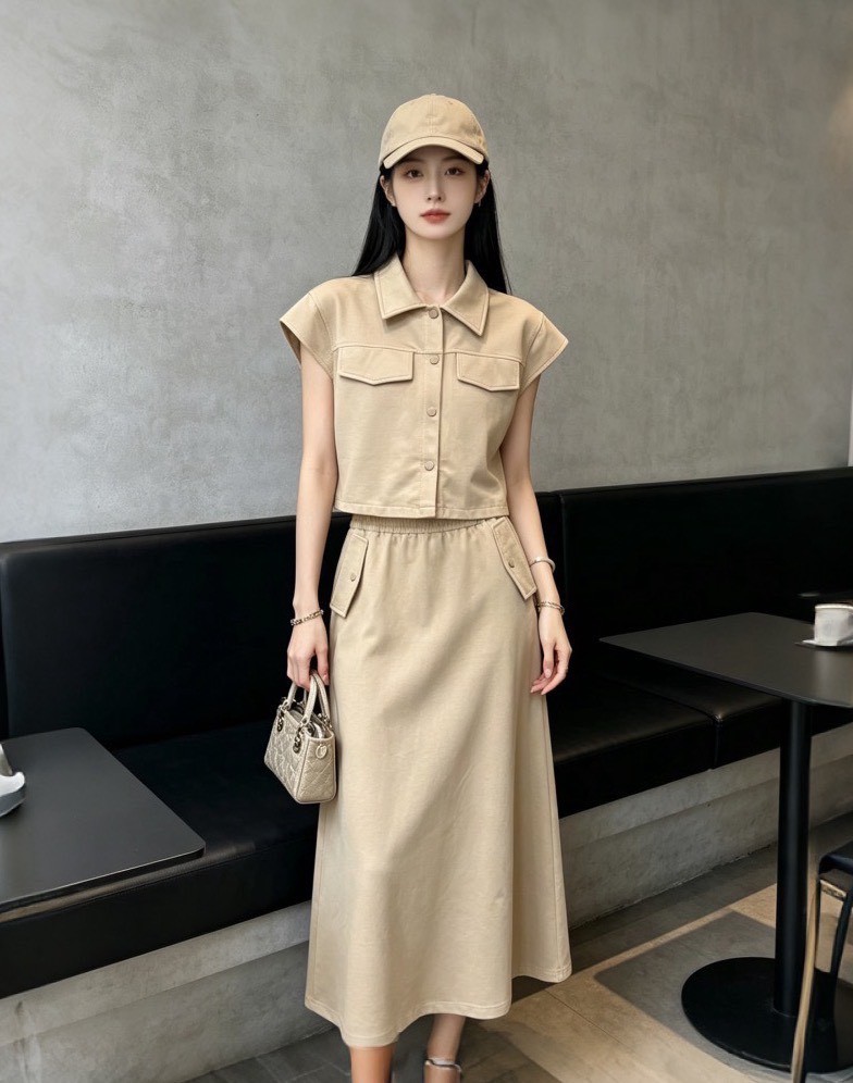 Two-Piece Set