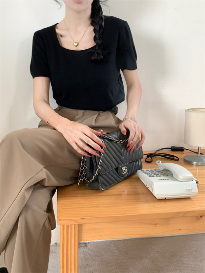 Classic Square Neck Knit Top 纯色方领针织上衣*2Colors