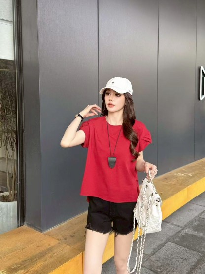 Puff-sleeve solid color top